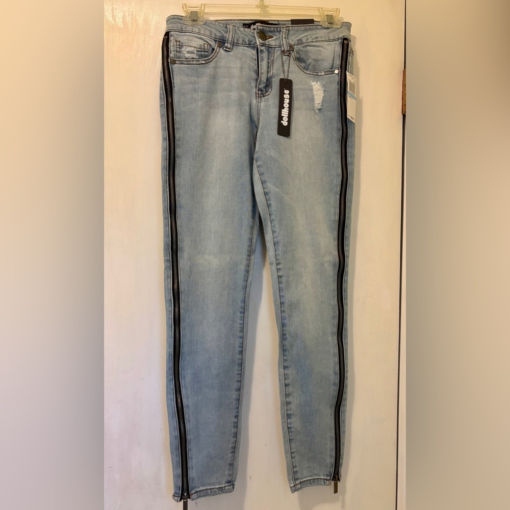 NWT New Dollhouse Light Wash Zipper Sides Skinny Jeans size 5